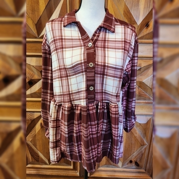 above and beyond Tops - Above And Beyond Top Sz M